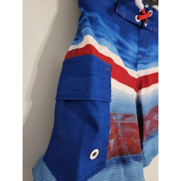 SWIM TRUNKS SIZE XS BRAND NEW - Picture 3 of 6
